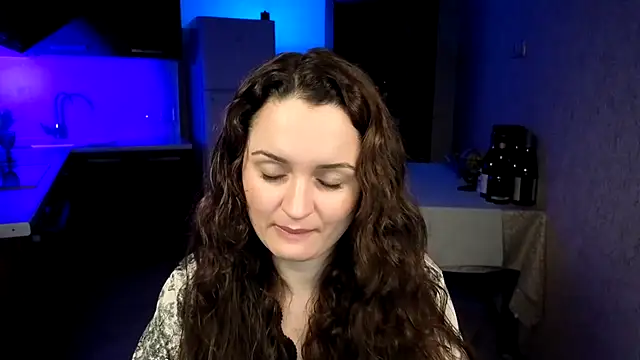 Cerann1 élő XXX-chatje