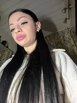 Layana_Ro 现场XXX聊天