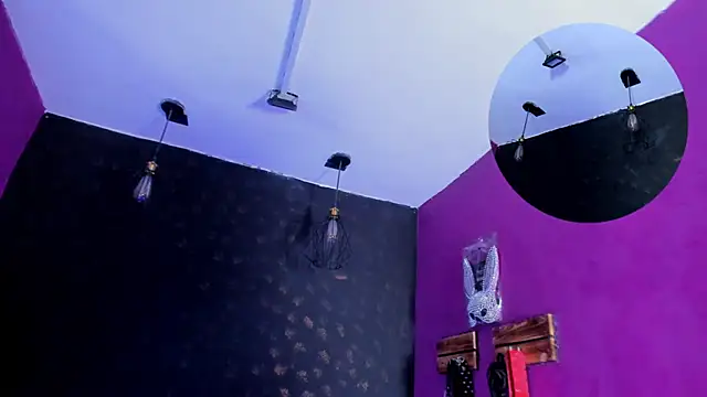 Alexa_Slave's Live XXX Chat