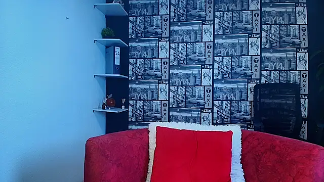 DanielaMonroeのライブXXXチャット