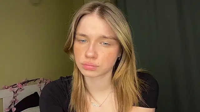 EarthaStinett's Live XXX Chat