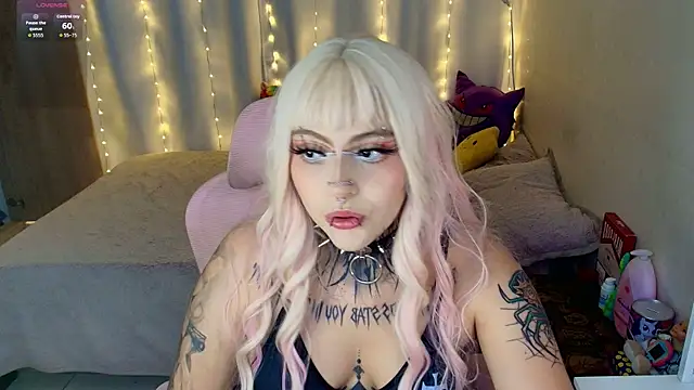 Онлайн чат XXX maliciaXpoison