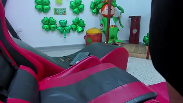 Онлайн чат XXX MiaBella_and_Max