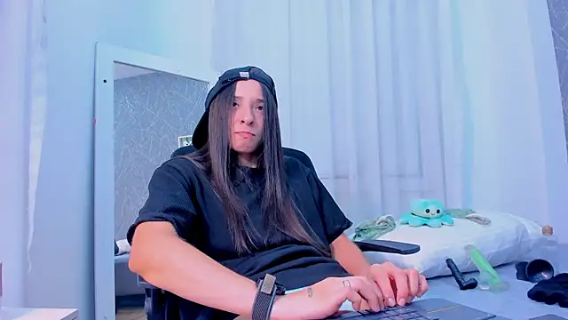 Chat +18 de ViictoriiaSaenz ao vivo