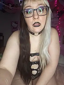 دردشة MissLoreleii الجنسية المباشرة