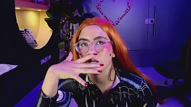 LiLLiAnderson élő XXX-chatje