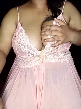 Curvy_Pooja Webcam-Show