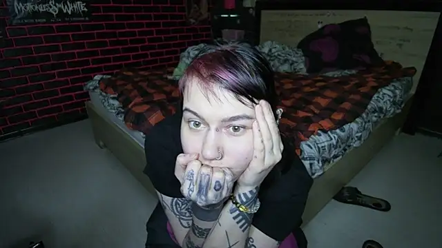 MoorderxDoll Chat XXX in diretta