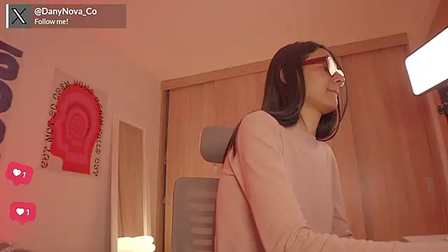 DanyNova_Co Chat XXX in diretta