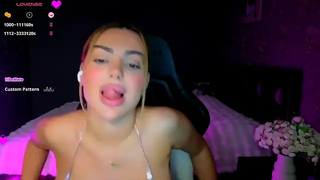 Chat +18 de Ayla__Demir ao vivo