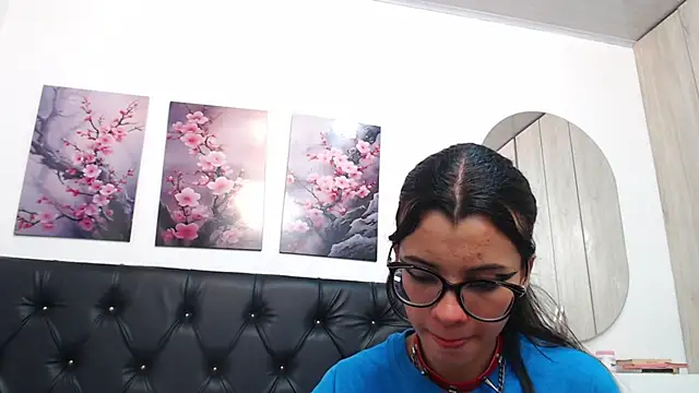 Онлайн чат XXX pinky_f00x