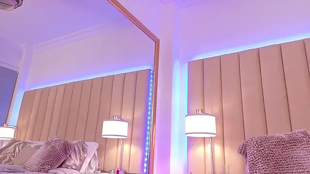 LunaSofty: онлайн-секс-чат