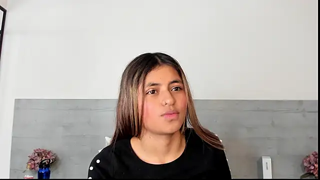 sunnyWhiteeのライブXXXチャット