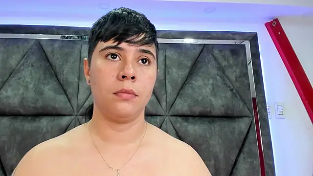 Chat +18 de AbbySmiitth_ ao vivo