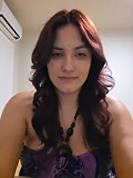 MiaRides19's Live XXX Chat