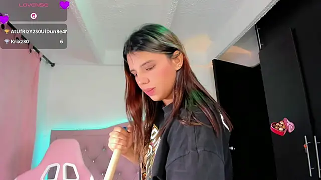 Chat XXX en directo de Ashley_dolll