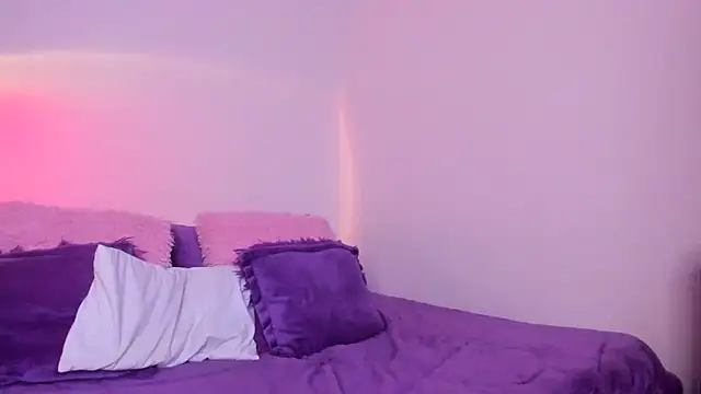 HeidyRousse 即時 XXX 聊天