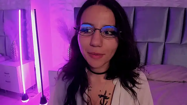 HollyPeach 라이브 XXX 채팅