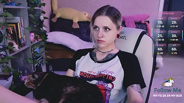 NaniMoore: онлайн-секс-чат