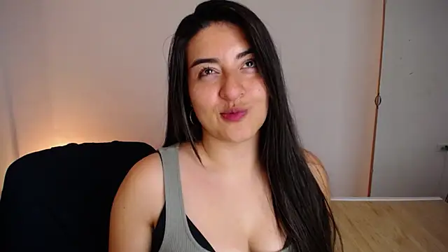 moritalatina élő XXX-chatje