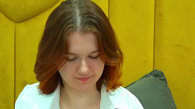 LessySmith's Live XXX Chat