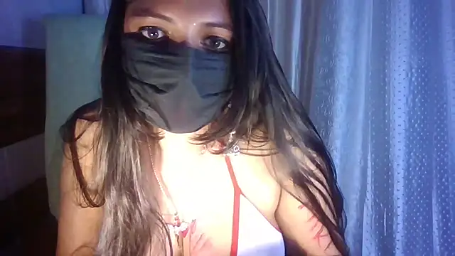 Yashika_Loves: онлайн-секс-чат