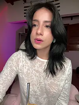 Ale_Lewis 即時 XXX 聊天