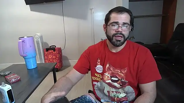 Zander823 Show in webcam