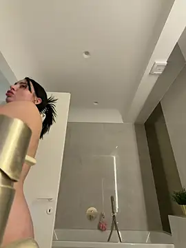 MyaSplashのライブXXXチャット