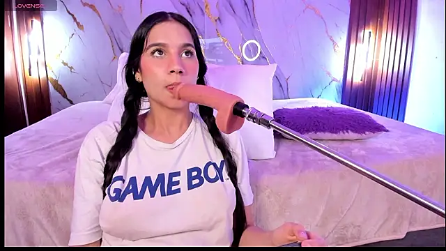 Živý XXX chat Emmiicute