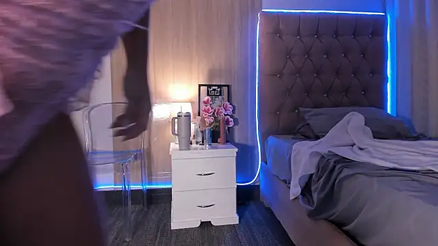 Czat XXX na żywo – Maddyluxe