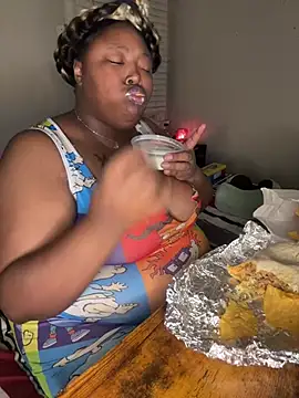 Chocolatebunnyxx96's Webcam Show