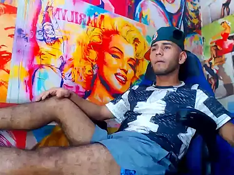 Pokazy przed kamerką – warmNoah