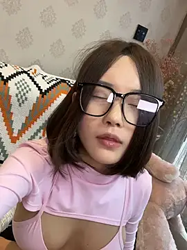 xiaxia55 即時 XXX 聊天