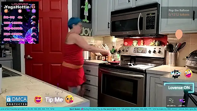 YogaHottie76 live XXX chat