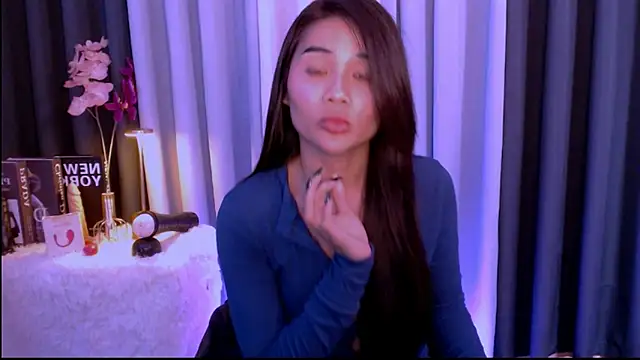 Coka_bella 现场XXX聊天