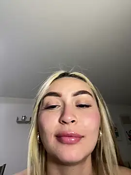 Im_emmaoxf's Live XXX Chat