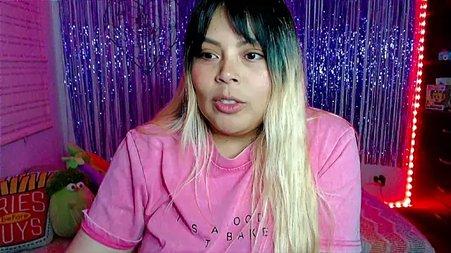 EllieMoonX's Live XXX Chat