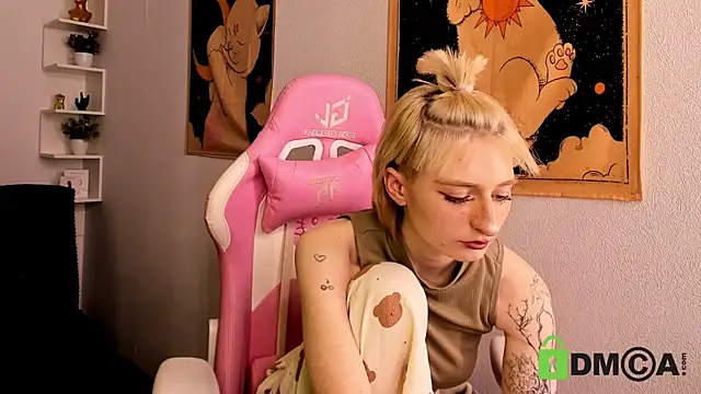 Kira__Cutie – Live XXX-chat