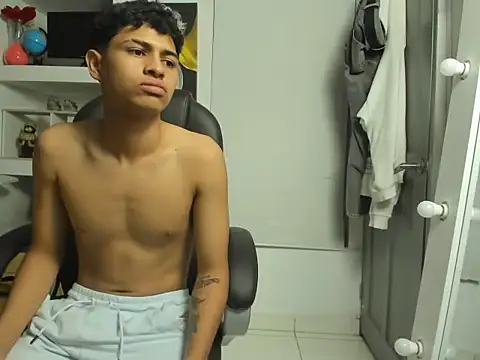 Nico_Viper_ 网络视讯表演