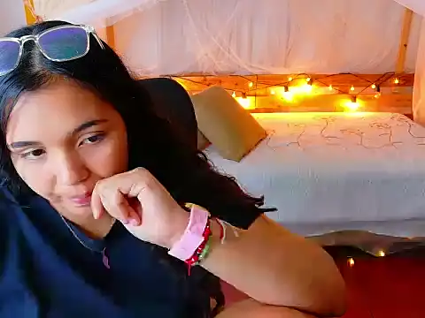 loreaniss Live XXX-chat