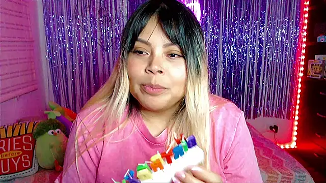 EllieMoonX Chat XXX in diretta