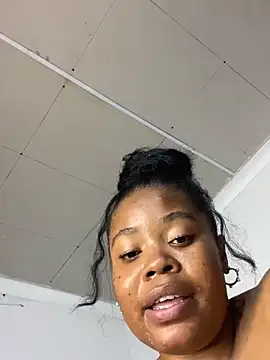 LunaCovenn Adlı Modelin Web Kamerası Şovu