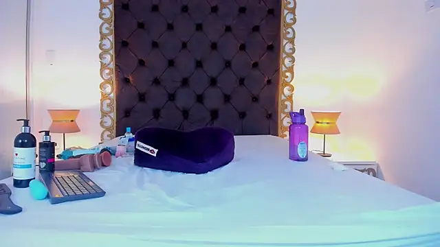 AlinaMilf 现场XXX聊天