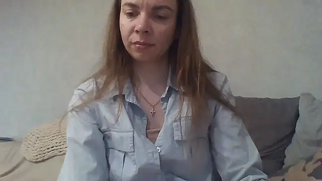 Luna2547's Webcam Show