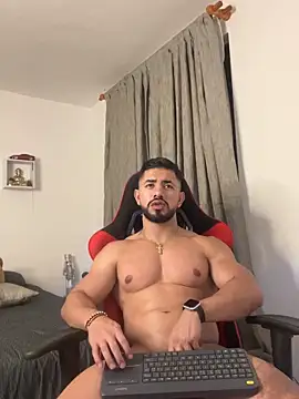 Ezzio_Scolaro Live XXX-Chat