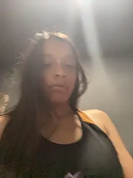 OrianaXclusive 在線直播表演