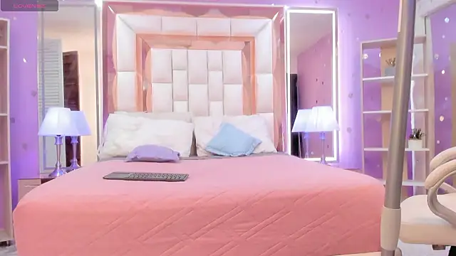 Goldentemptation_'s Live XXX Chat