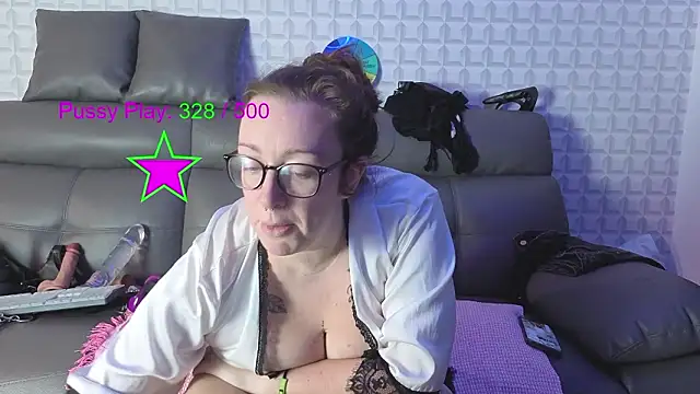 Chatroom XXX en direct de JadeStarUK