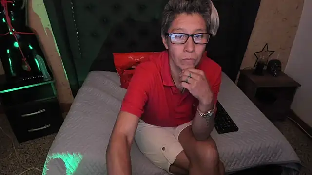 Kali_Panther লাইভ XXX চ্যাট